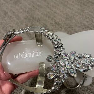 Olivia Miller size 7 sandals